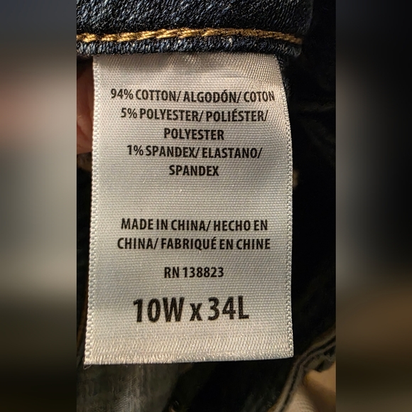 Idyllwind Blue Flare Jeans - Picture 7 of 7